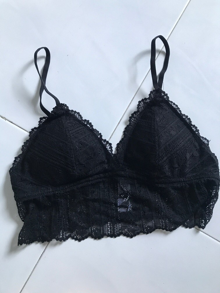 6ixty8ight (Sixty Eight) Black Lace Bralette, Women's Fashion, New  Undergarments & Loungewear on Carousell