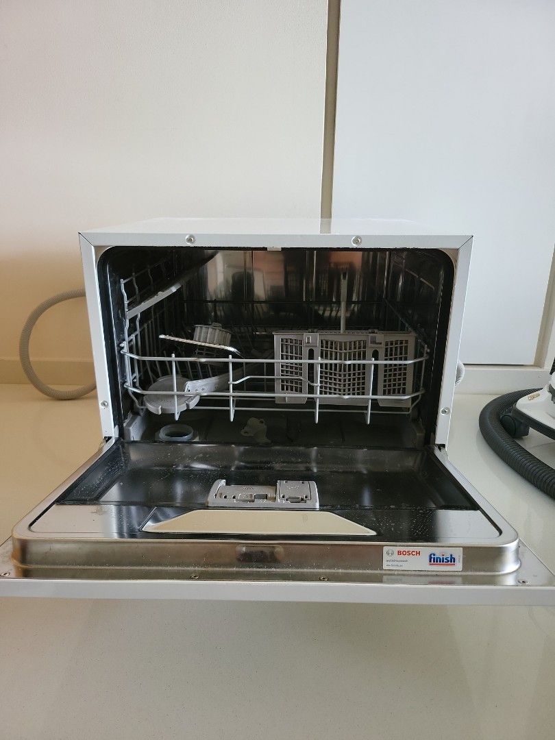 BOSCH FREESTANDING COMPACT DISHWASHER SERIES 4, TV & Home Appliances