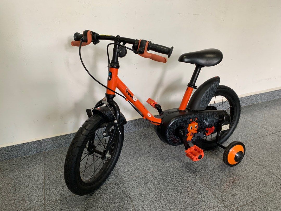 BTWIN used 14 inch kids bike bicycle Sports Equipment Bicycles