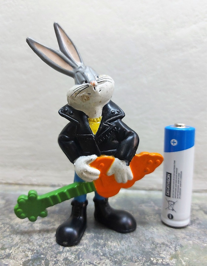Figurine Bullyland Looney Tunes - Bugs Bunny Avec Guitare - Année 1994 - Occasion Très Bon État