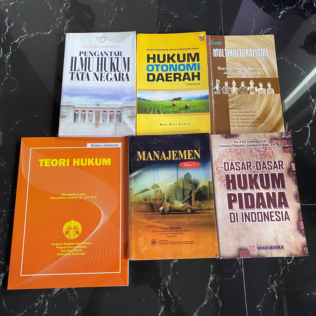 Buku Buku Hukum Books And Stationery Textbooks On Carousell