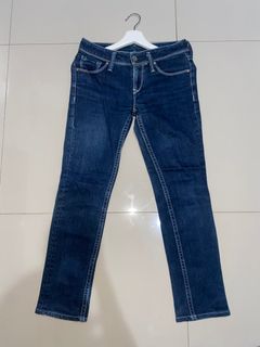 (Kategori: ) berada di . Dikirim oleh slvnm (ID iklan 1210893670, Gambar 1). Deskripsi: .