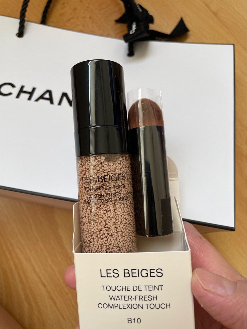 Chanel Les Beiges Water Fresh Complexion Touch Foundation Shade B10 Brand  NEW