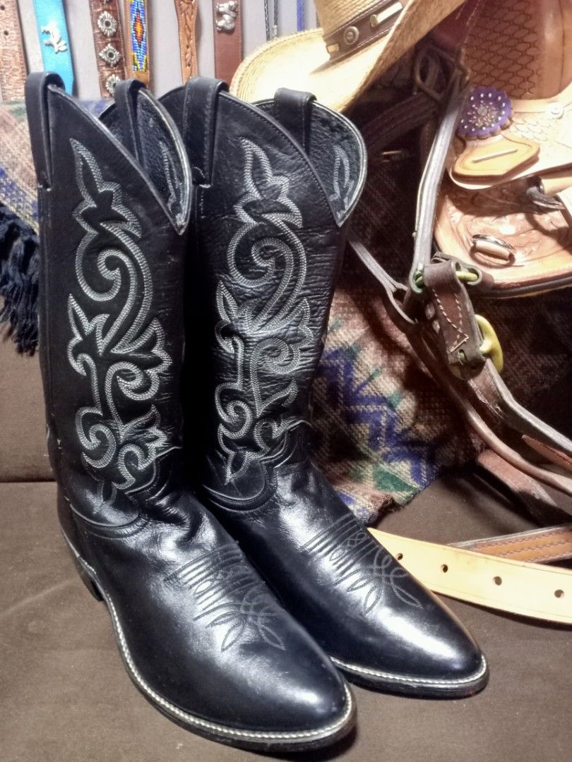 Cowboy/Western Boots for sale, Men's Fashion, Footwear, Boots on Carousell