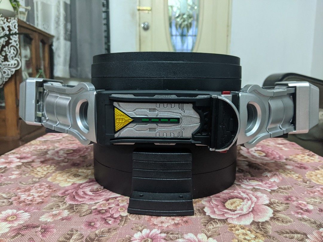 CSM Kamen Rider Kabuto Belt and DX Gattack Zecter, Hobbies & Toys, Toys