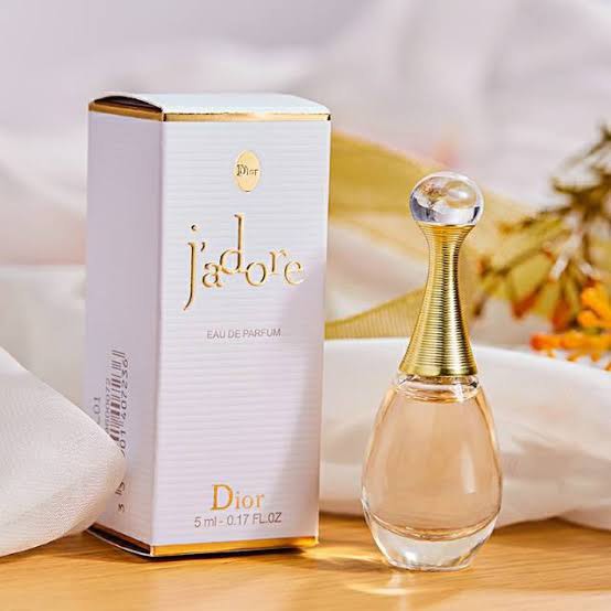 Harga parfum dior jadore hotsell
