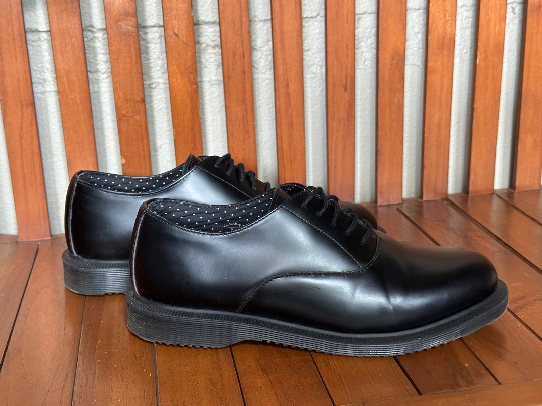 Doc martens outlet formal shoes