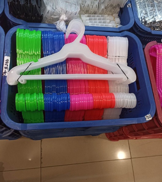 ELASTIC RUBBERIZE COLORED HANGER, Everything Else, Others on Carousell