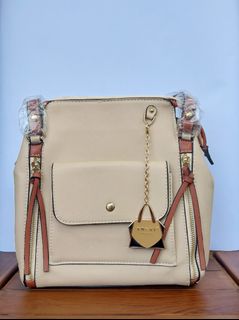 (Kategori: ) berada di . Dikirim oleh rafiraa (ID iklan 1210848373, Gambar 1). Deskripsi: .