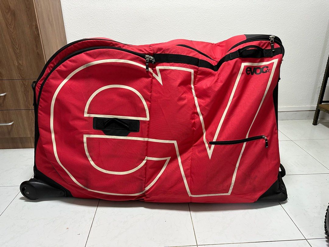 Evoc Bike Bag, Sports Equipment, Bicycles & Parts, Parts & Accessories