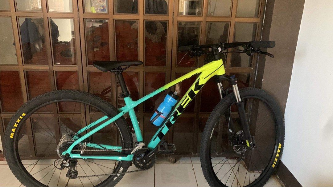 Trek marlin 5 clearance for sale near me