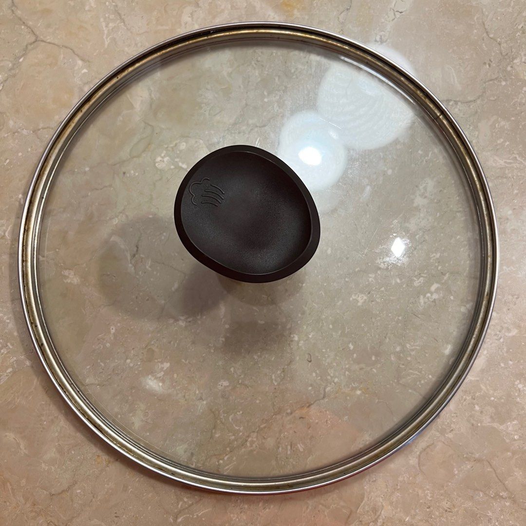 Frying pan Wokpan lids covers, Furniture & Home Living, Kitchenware