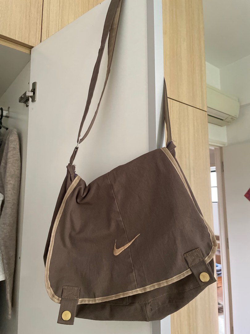green nike reworked sling bag Men s Fashion Bags Sling Bags on Carousell