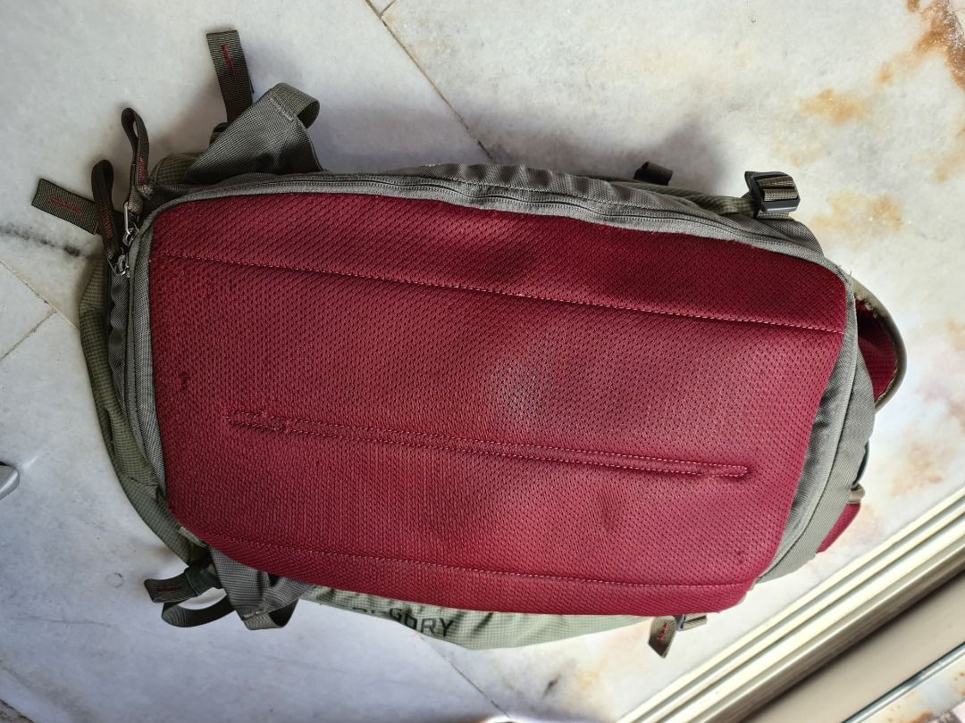 Gregory Compass 30 backpack Difficult to find Super