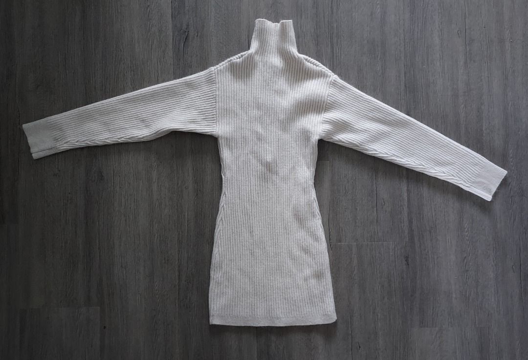 Guess half discount zip sweater