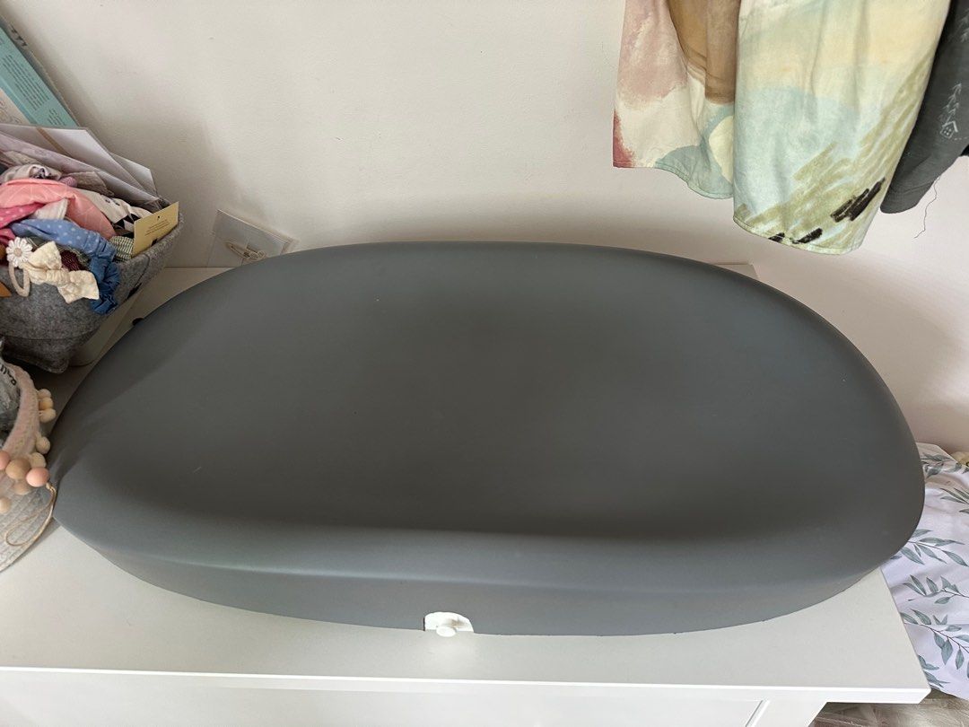 Hatch Baby Grow Smart Changing Pad & Scale, Babies & Kids, Bathing