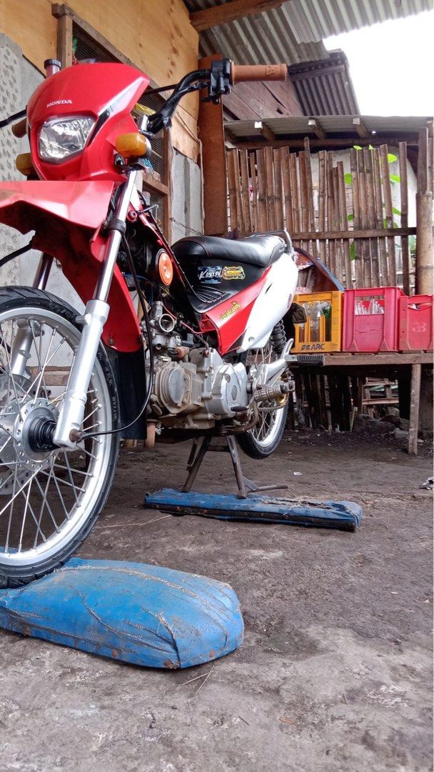 Honda XRM 125 carb on Carousell