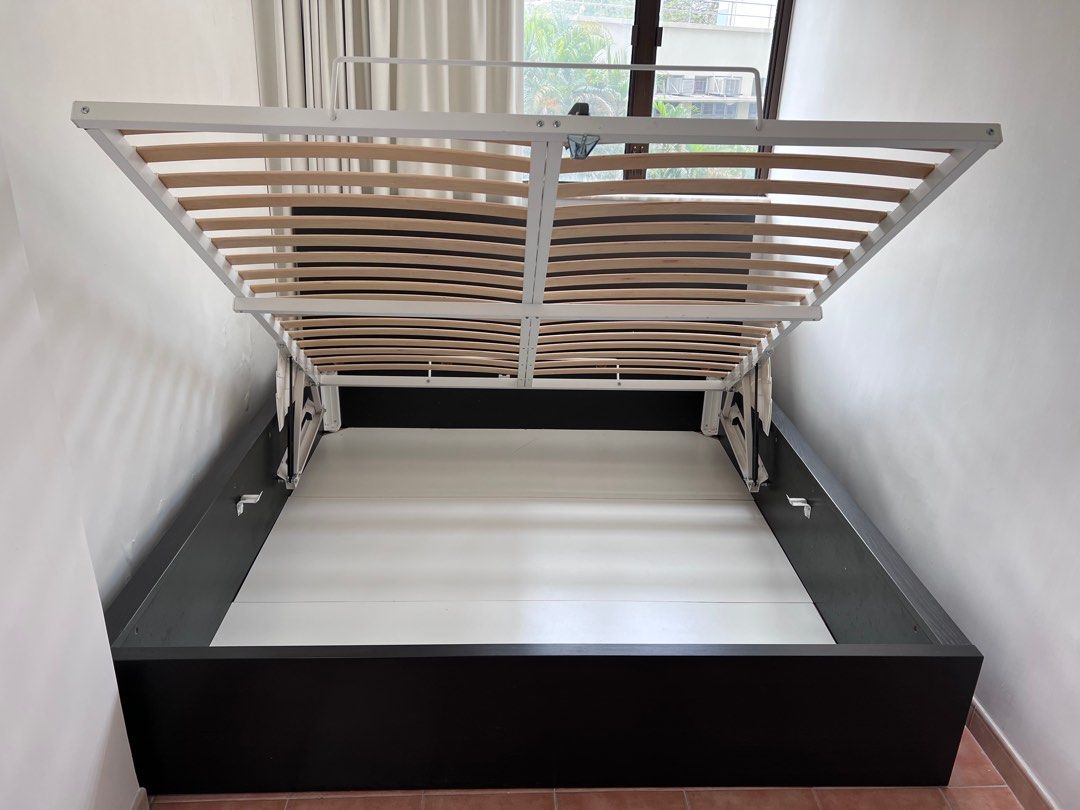IKEA Bed MALM ottoman bed king size, 傢俬＆家居, 傢俬, 床架及床褥 Carousell