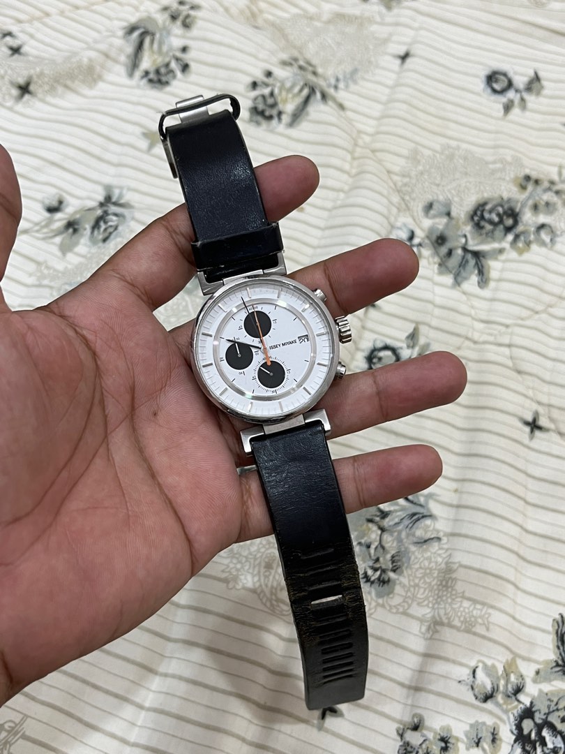 ISSEY MIYAKE CHRONOGRAPH WATCH Luxury Watches on