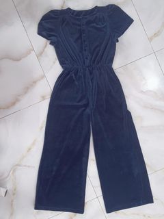 (Kategori: ) berada di . Dikirim oleh declutter_stuff (ID iklan 1210841673, Gambar 1). Deskripsi: .