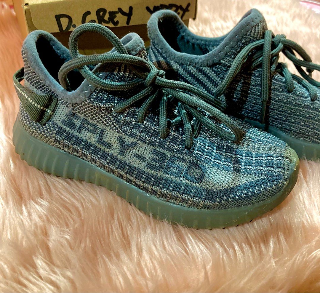 Yeezy 350 outlet azul cielo