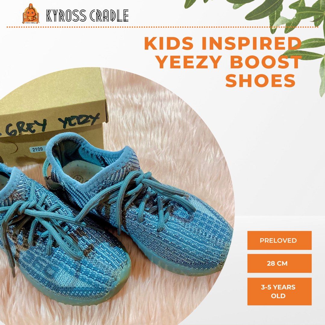 Yeezy sales azul cielo