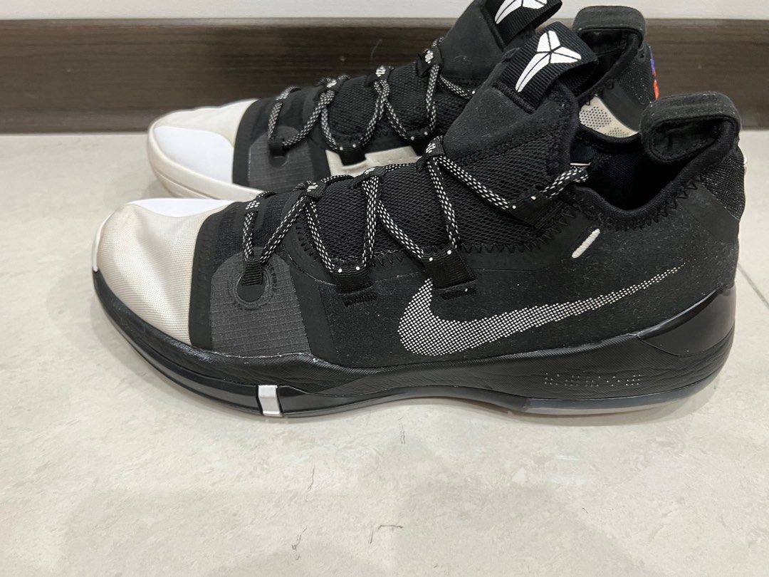 Kobe ad 2018 sale black and white