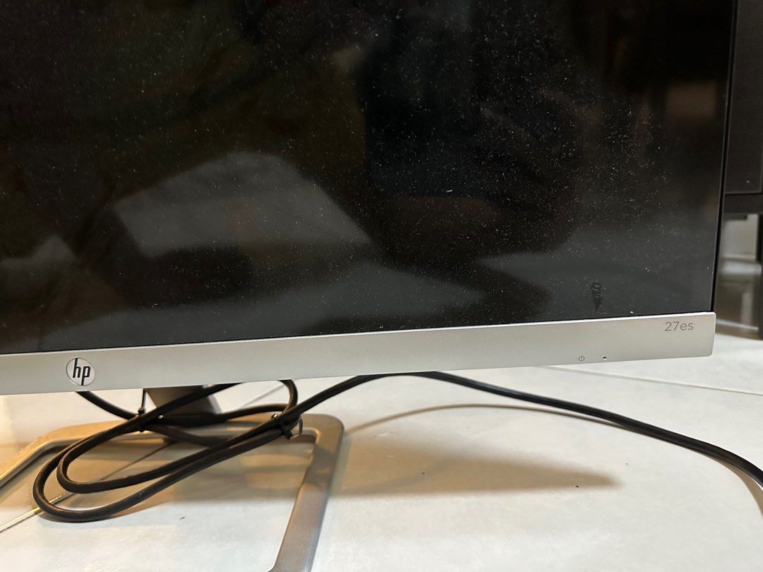 LCD Monitor 27 Inches, Computers & Tech, Desktops on Carousell