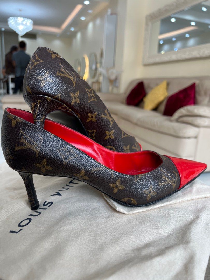 Louis Vuitton Cherry Pumps in Kitten Heels Size 39, Women's