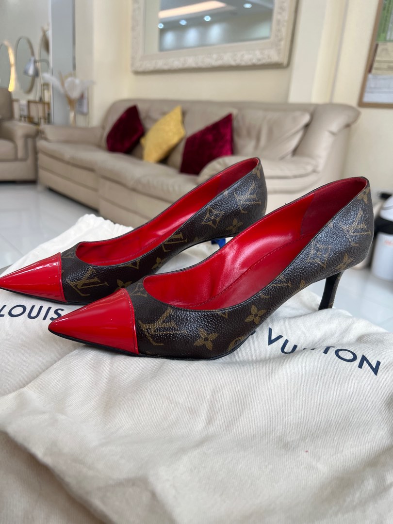 Louis Vuitton Monogram Cherie Pumps - Sz. 37.5