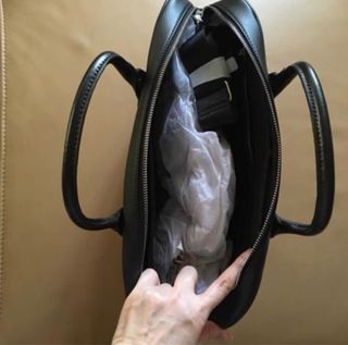 (Category: ) located in . Submitted by 12sellpreloved (Listing ID 1210885452, Image 1). Description: .