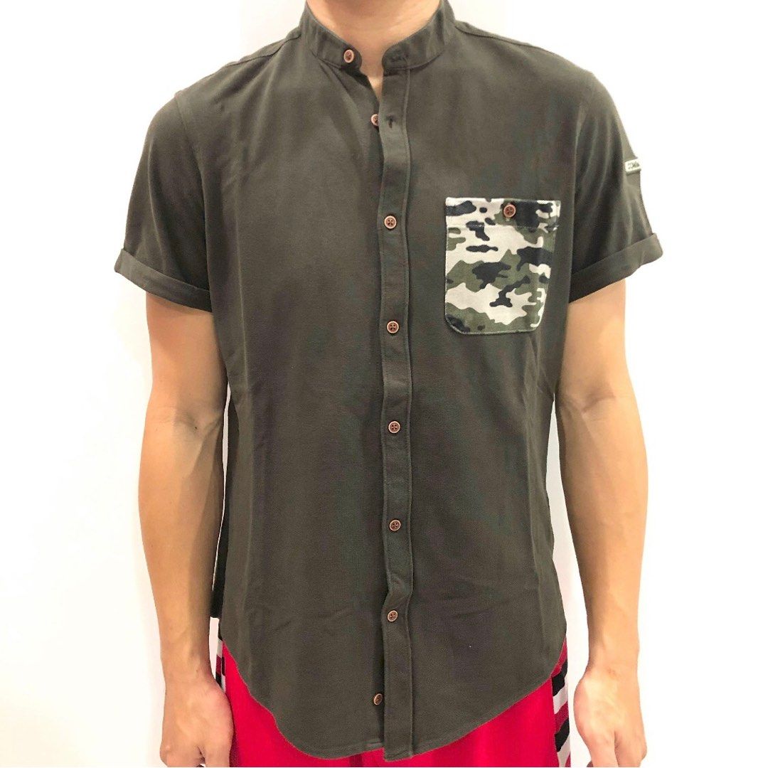 Men Zara Army Green T Shirt with Buttons