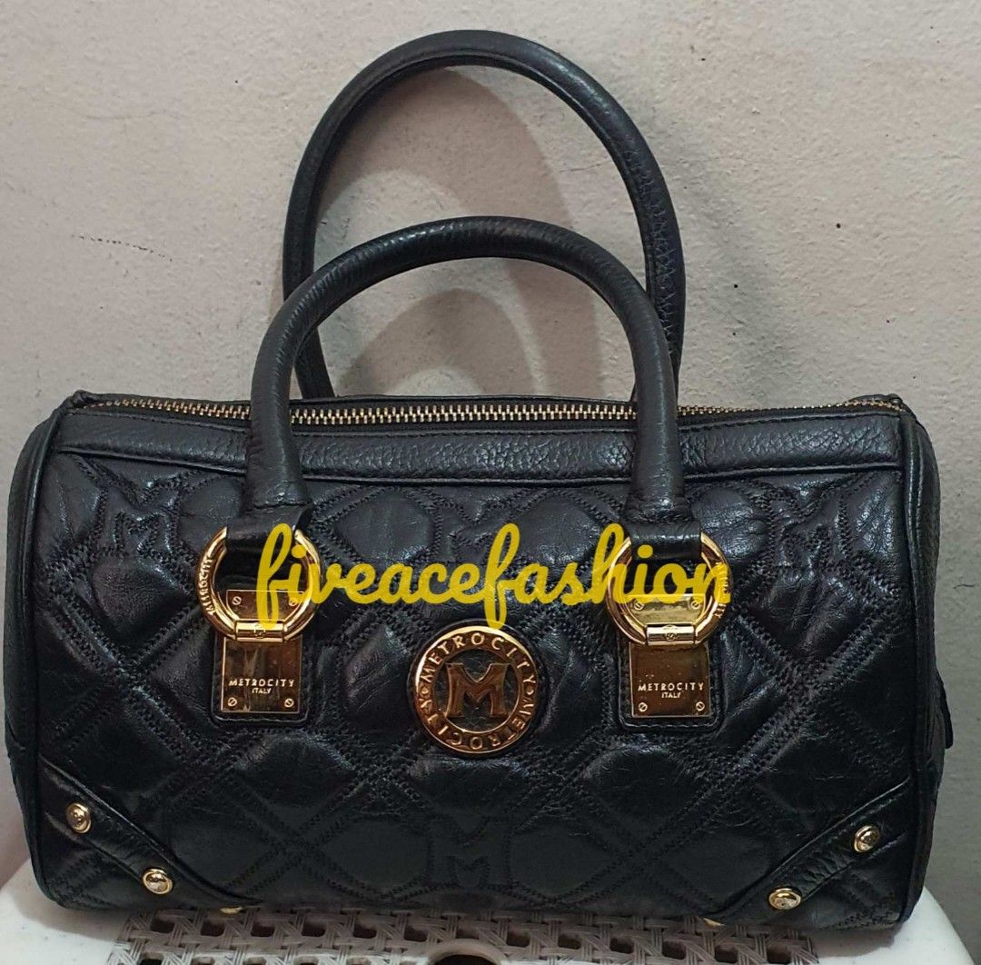 METRO CITY ORIGINAL SECOND HAND MADE IN ITALY, Luxury, Bags & Wallets on  Carousell