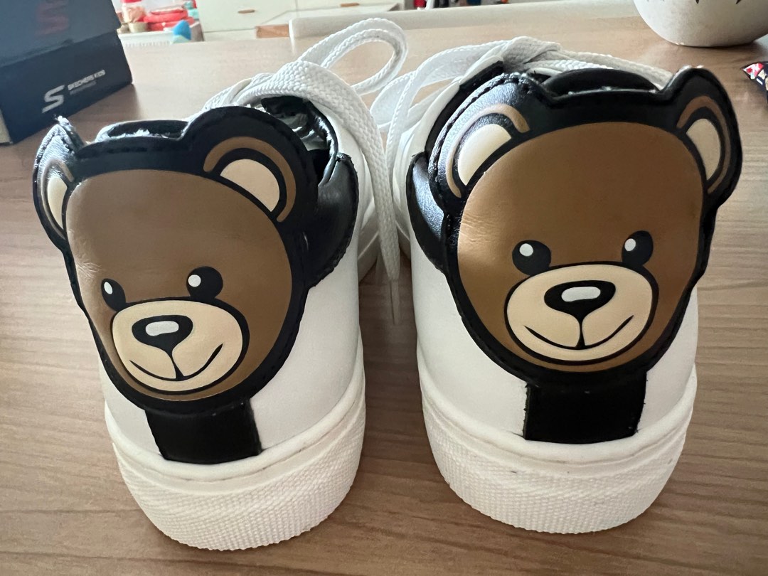 Moschino kids deals sneakers