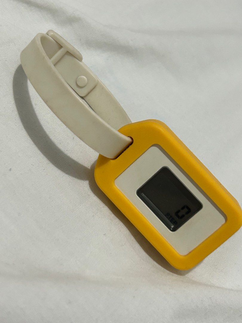 Muji Pedometer, Health & Nutrition, Health Monitors & Weighing Scales