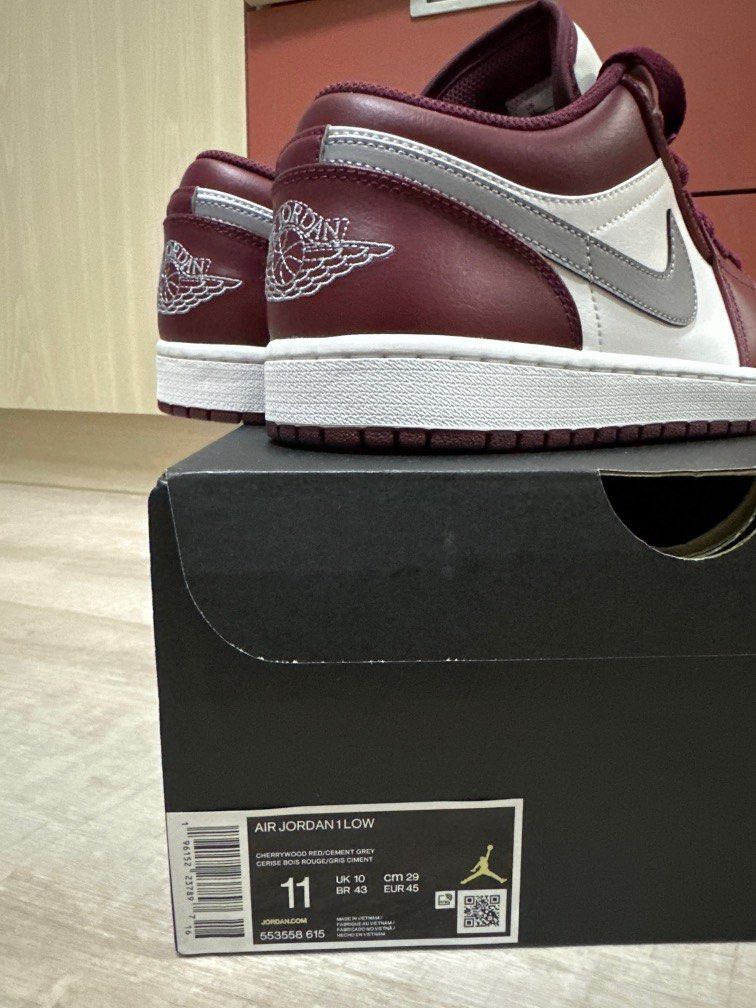 Jordan 11 rouge shop bordeaux