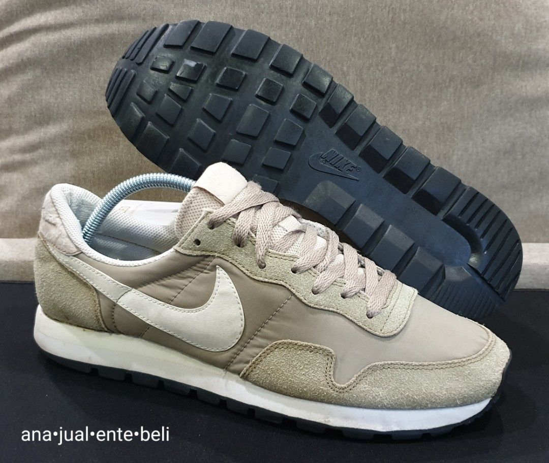 Nike air online pegasus classic