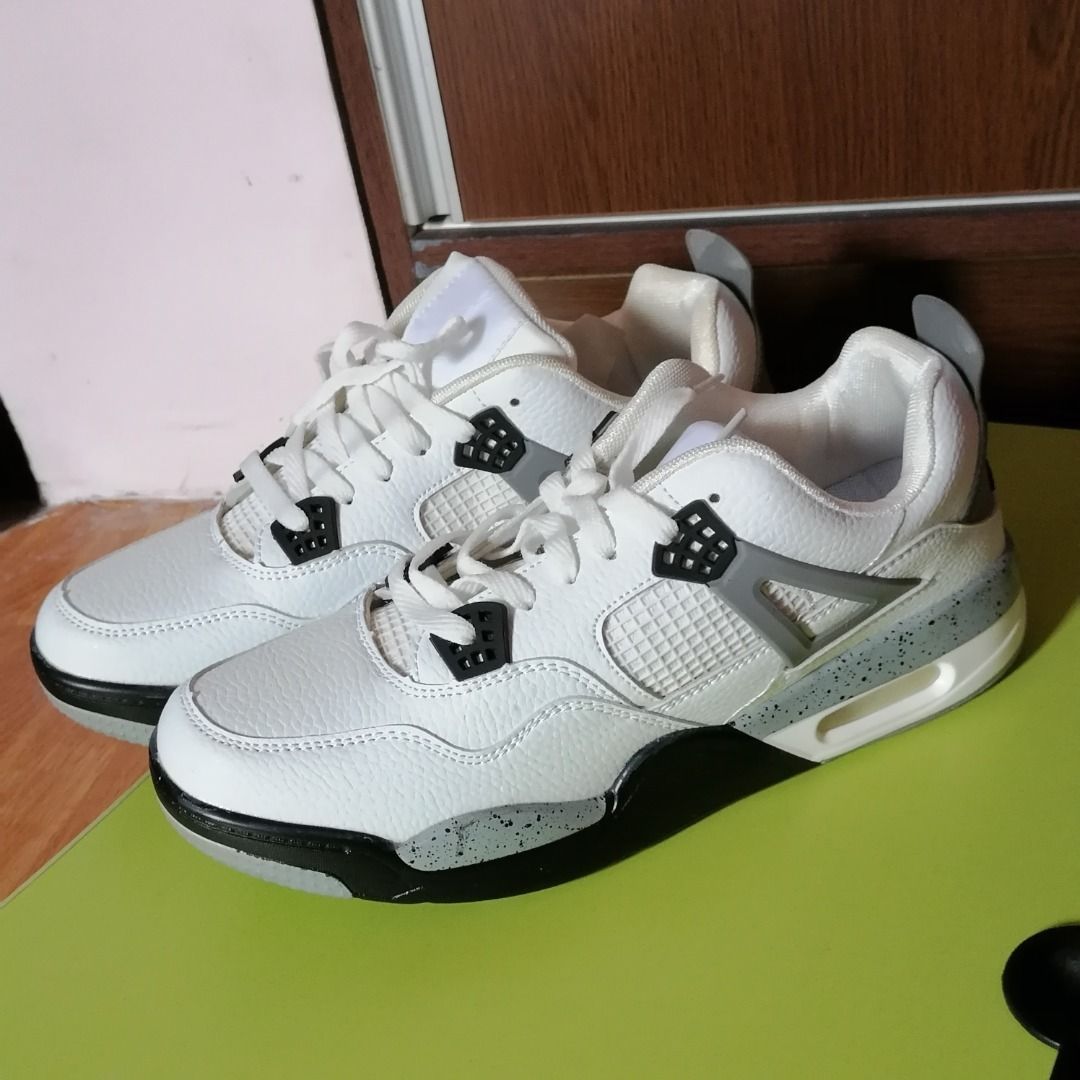mens white nike air shoes