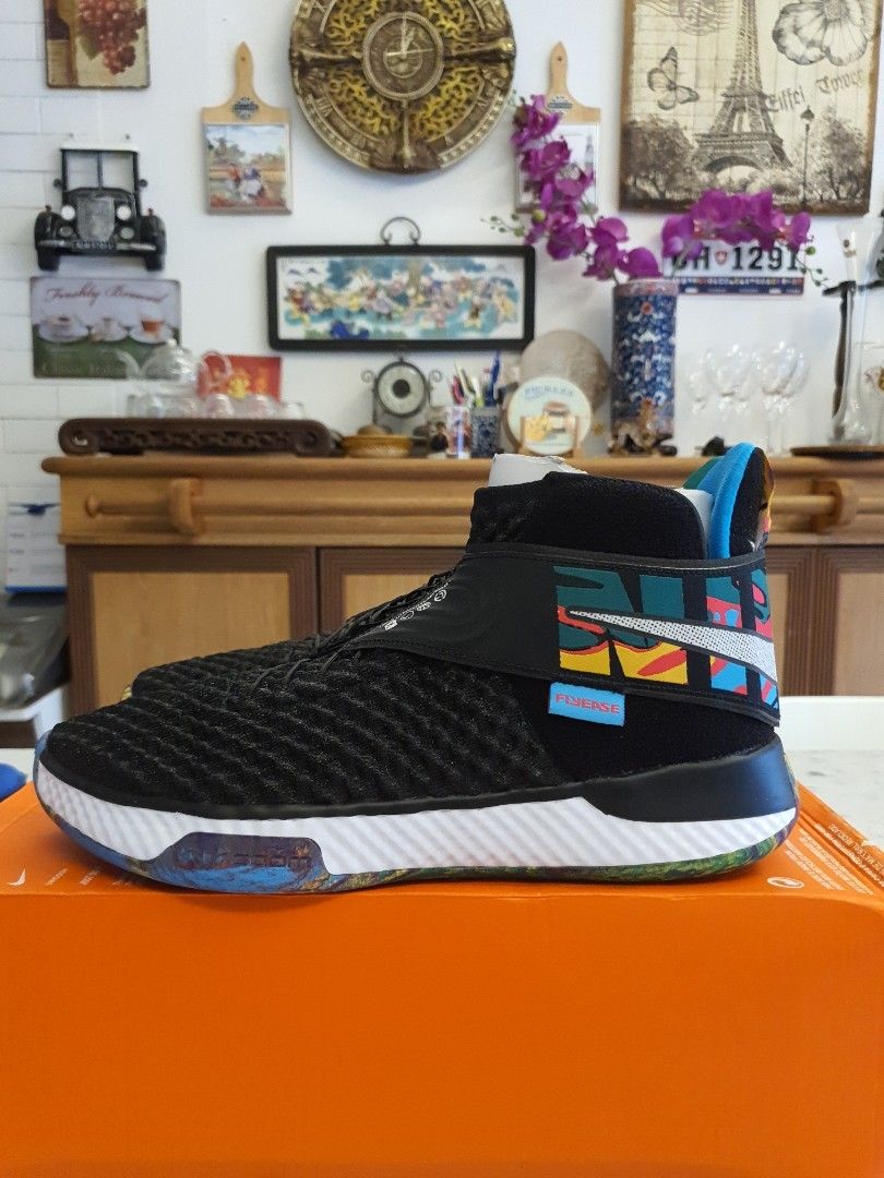 Nike Air Zoom UNVRS FLYEASE US8.5 and 9 Basketball Shoe, Men's Fashion