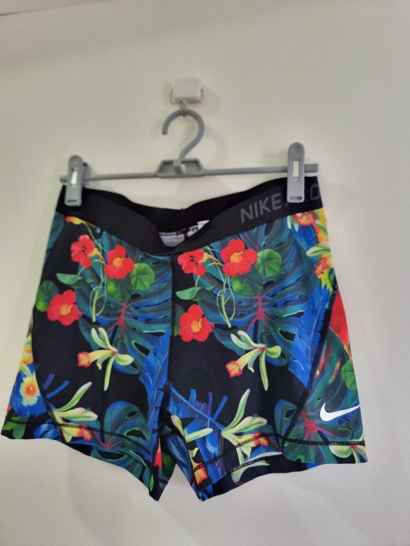 nike floral shorts women