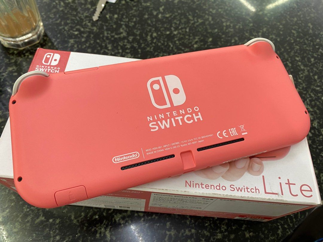 Nintendo Switch Lite (used), Video Gaming, Video Game Consoles, Nintendo on Carousell