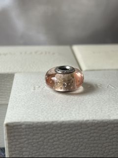 （分類：）位於 。 由 jas513 提交（商品編號 1210777900，圖片 1）。簡介： 。