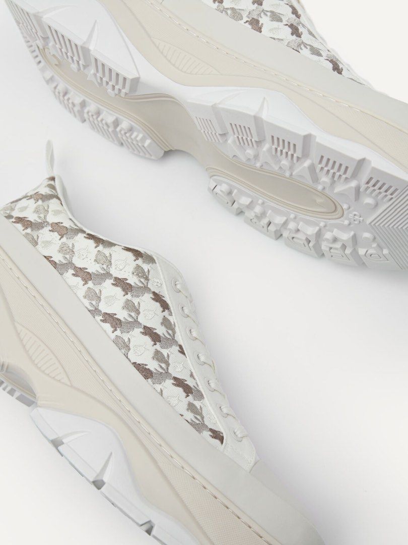 Chunky shoes hotsell trend 219