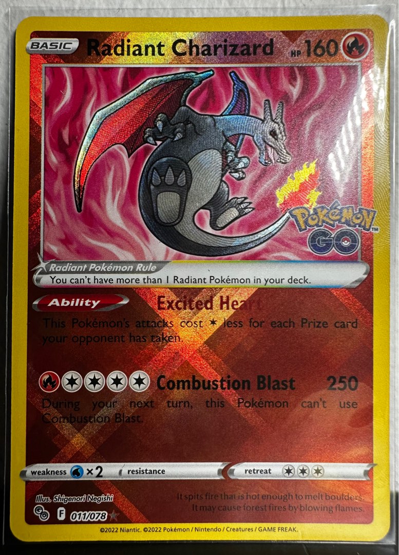 Radiant Charizard - 011/078 - Pokemon Go - Shiny Pokemon Card :  : Brinquedos e Jogos