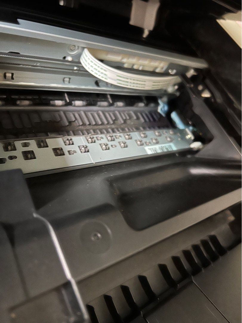 Printer scanner （分類：打印機及影印機）位於 Hong Kong。 由 phoebearbe 提交（商品編號 1210851719，圖片 3）。簡介： 無墨 性能正常 北角/鰂魚涌交收。