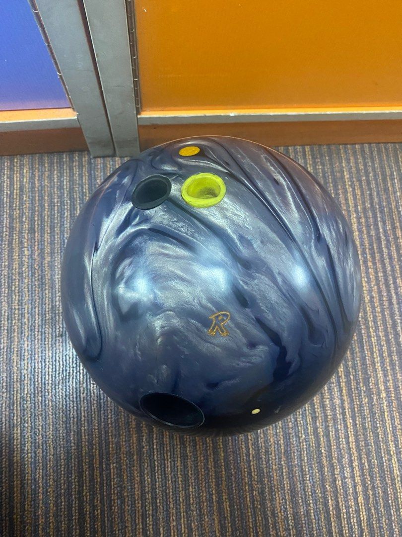 Radical Bowling Ball Katana 不知火14 lbs 保齡球, 運動產品, 運動與