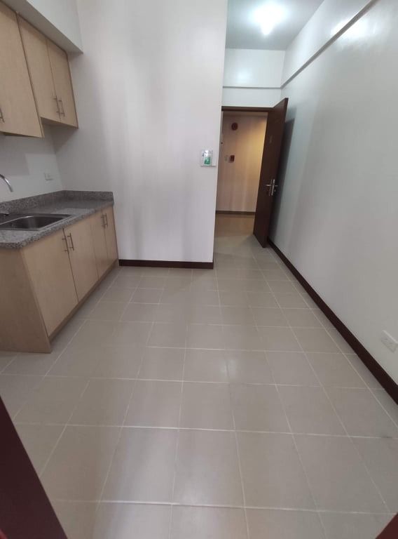 Rent to own condominium in Makati Paseo de roces near don bosco rcbc