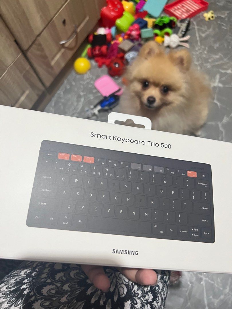 Samsung Smart Trio 500 keyboard (Category: Computer Keyboard) located in Makati City. Submitted by leicollections (Listing ID 1210862991, Image 2). Description: Inopen lng to check the item Never been used brand new. Rfs di magagamit sayang.