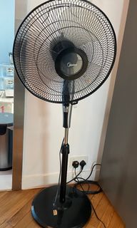 （分類：）位於 。 由 rainyrainbow 提交（商品編號 1210792125，圖片 1）。簡介： 。