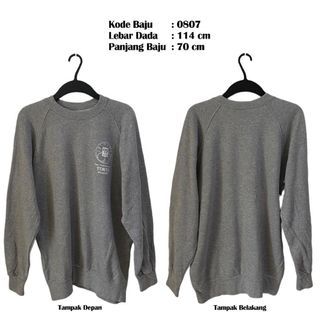 Sweater abu abu pria